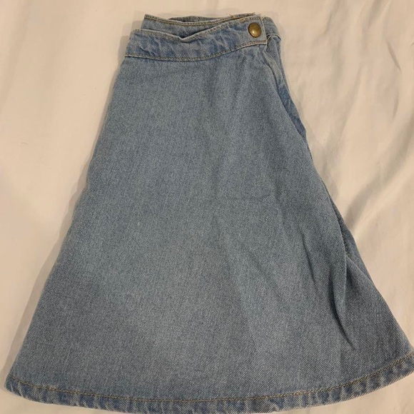 American Apparel Denim Skirt - Picture 2 of 6